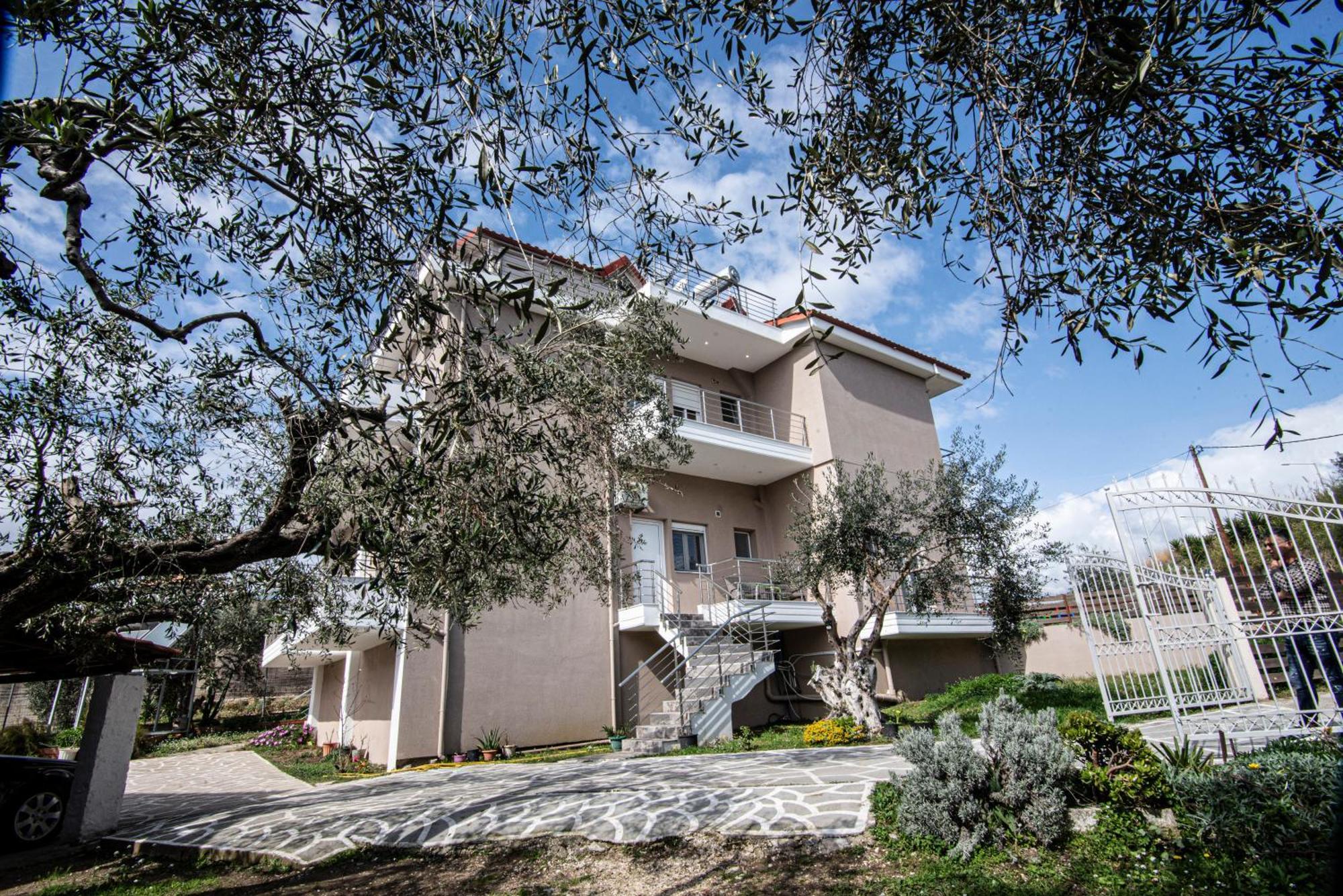 Nikitas Apartments & Suites Kanáli Kültér fotó