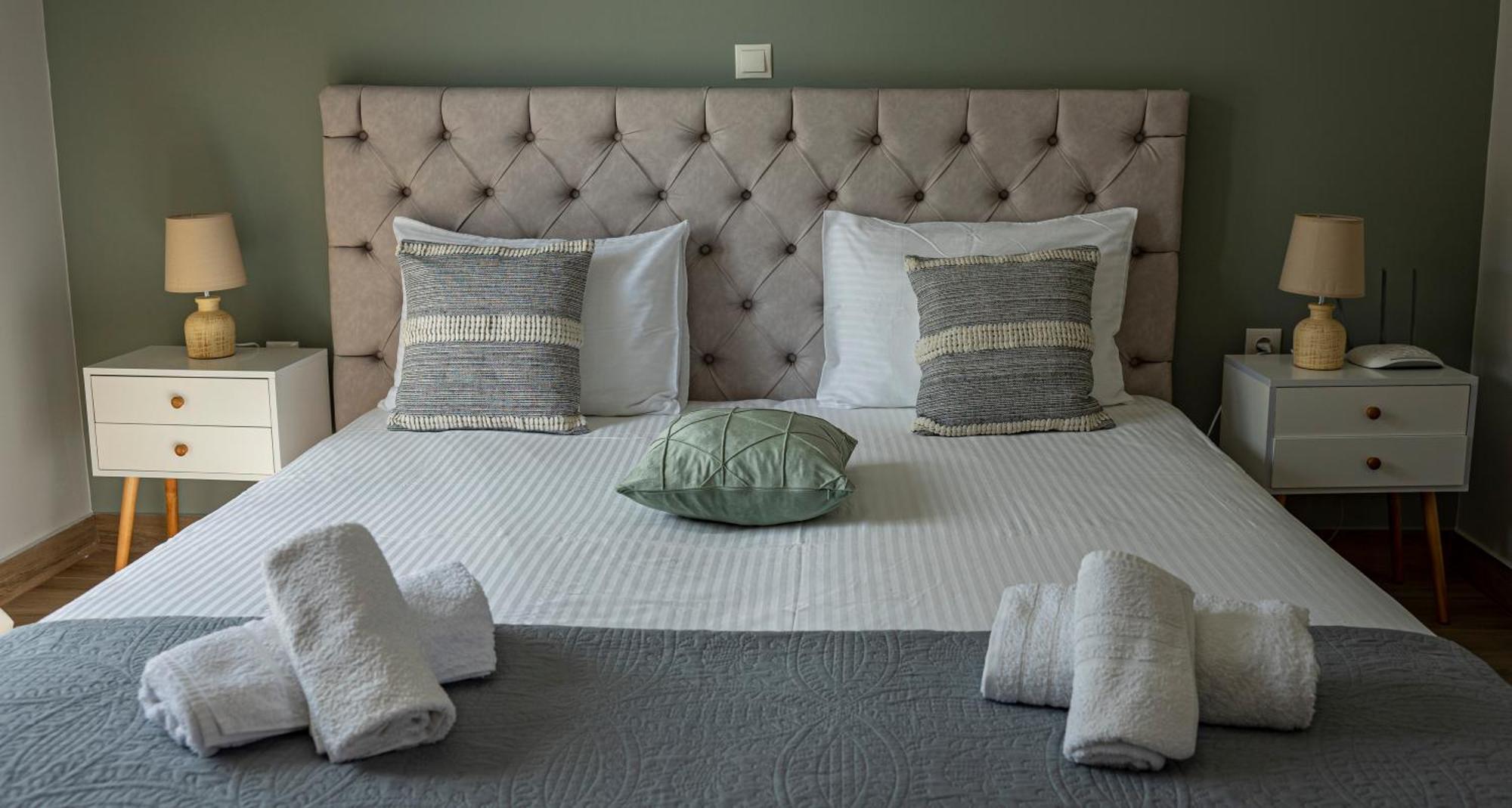 Nikitas Apartments & Suites Kanáli Kültér fotó