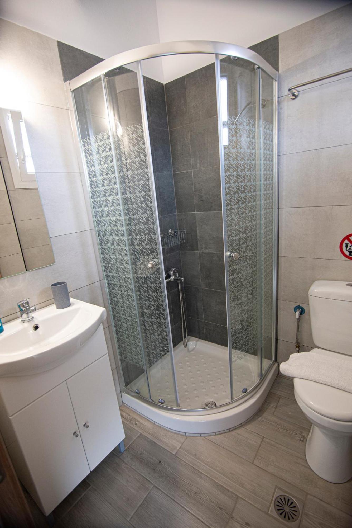 Nikitas Apartments & Suites Kanáli Kültér fotó