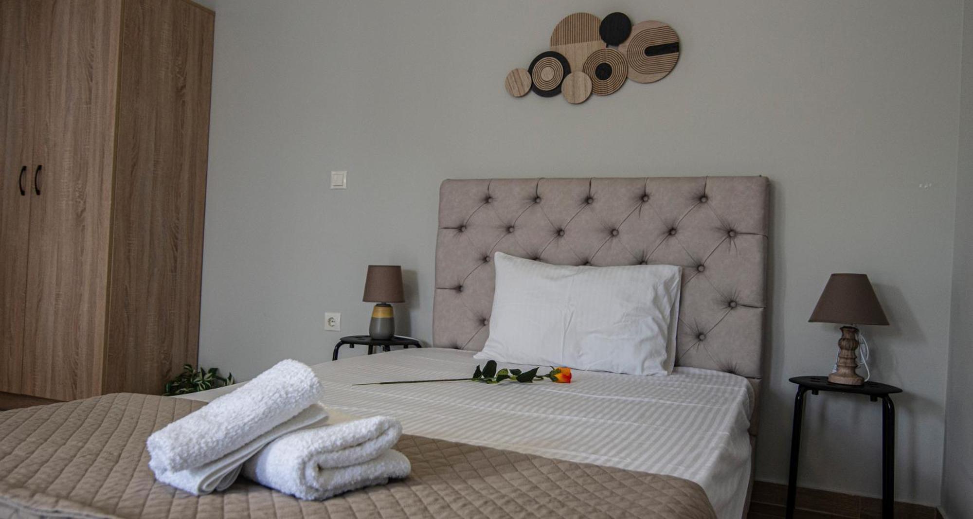 Nikitas Apartments & Suites Kanáli Kültér fotó