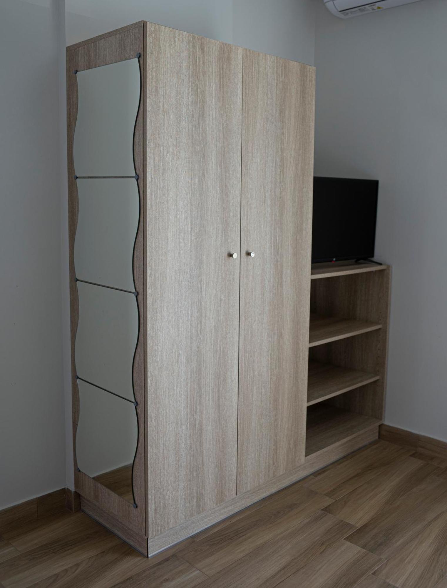 Nikitas Apartments & Suites Kanáli Kültér fotó