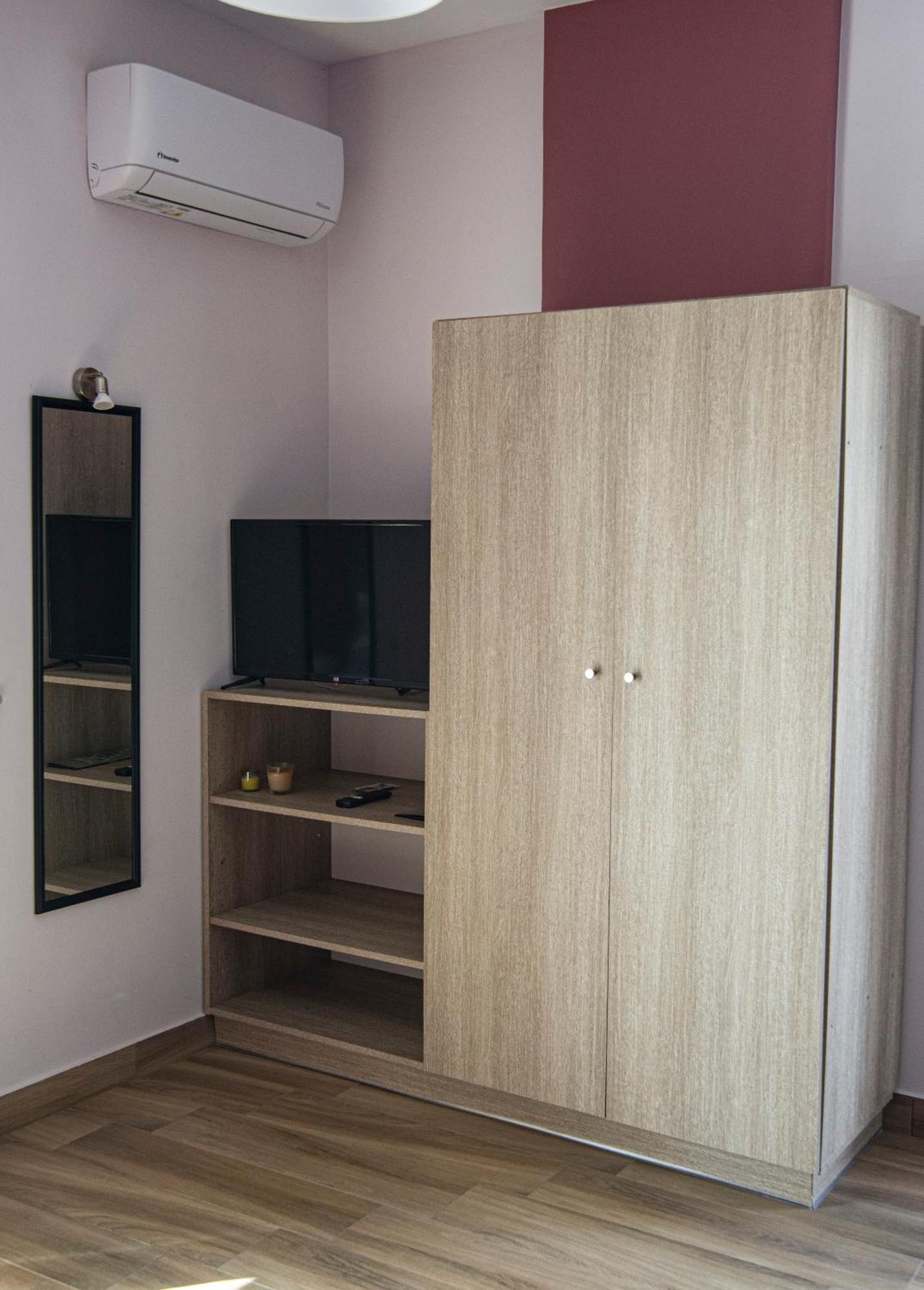 Nikitas Apartments & Suites Kanáli Kültér fotó