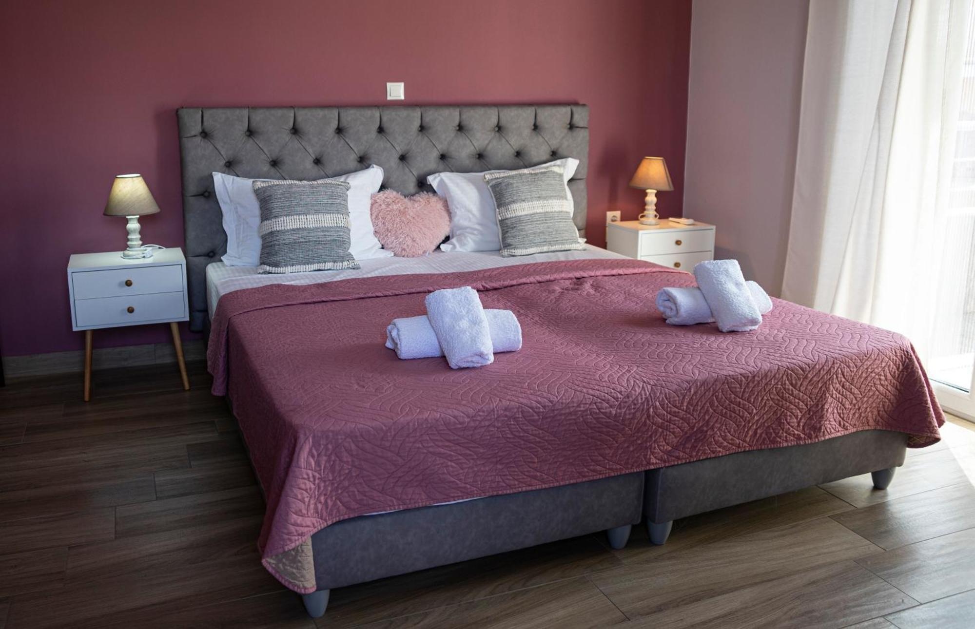 Nikitas Apartments & Suites Kanáli Kültér fotó