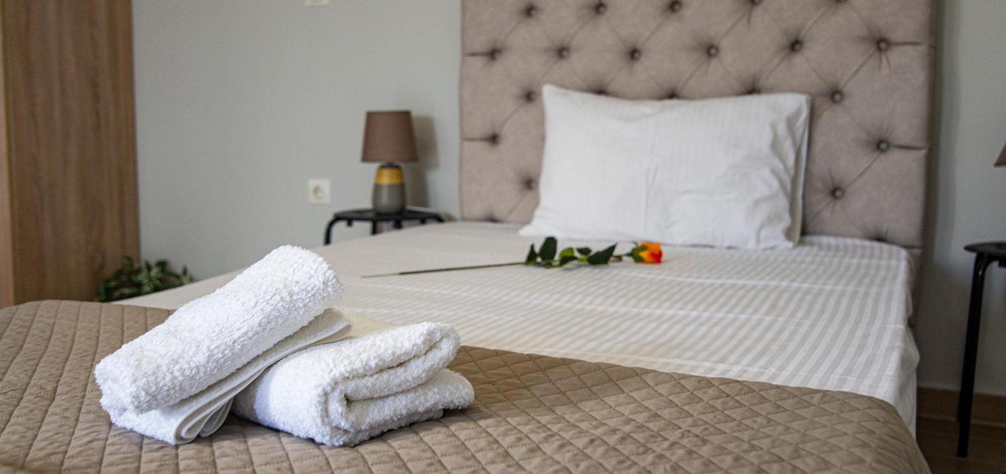 Nikitas Apartments & Suites Kanáli Kültér fotó